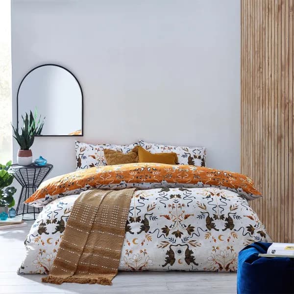 furn. Tigerfish Reversible Duvet Cover and Pillowcase Set White/Brown