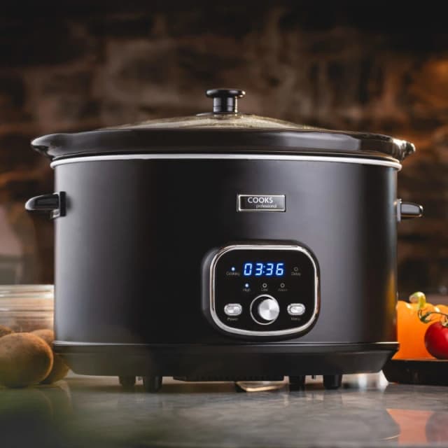 Cooks Professional Digital Slow Cooker 8 Litre Removable Ceramic Bowl with Delay Timer & Keep Warm Black