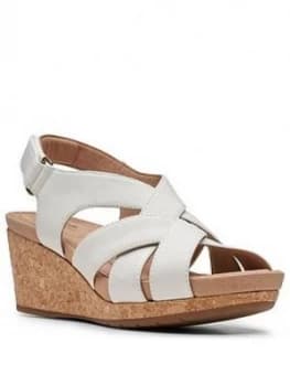 Clarks Un Capri Step Leather Wedge Sandal - White