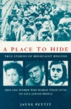A Place to Hide by Jayne Pettit Paperback