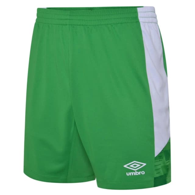 Umbro Umbro Men Vier Shorts in Green Size: Small Green S Male 5063107736918
