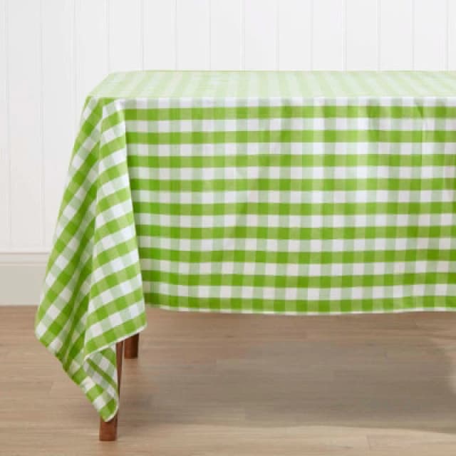 Homescapes Block Check Cotton Gingham Tablecloth, 137cm x 137cm Green