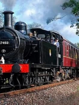 Virgin Experience Days One Night Break with Dinner and Steam Train Trip for Two on the Spa Valley Railway in Tunbridge Wells, Kent, One Colour, Women