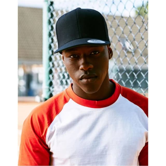 Flexfit Mens Classic Snapback Cap in Dark Grey Dark Grey Male One Size