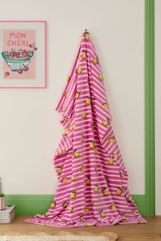 Fusion Summer Fruits Super Soft Fleece Texture 120cm x 150cm Throw Pink