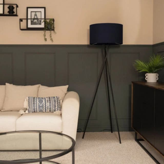 ValueLights ValueLights Camden Black Metal Tripod Floor Lamp with Navy Blue Drum Lamp Shade in Dark Navy Dark Navy One Size Unisex 5059406017797