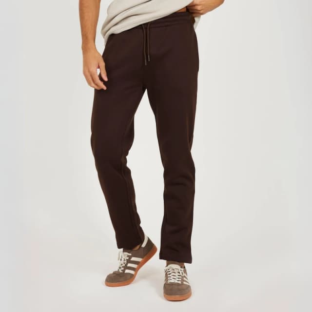 Brave Soul Brave Soul Men Straight Leg Open Hem Joggers in Chocolate Size: X-Large Chocolate XL Male 5063487207862