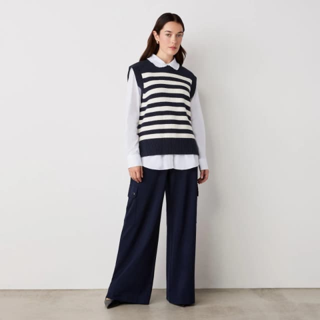 Finery Finery Lexi Vests - Blue Blue 10