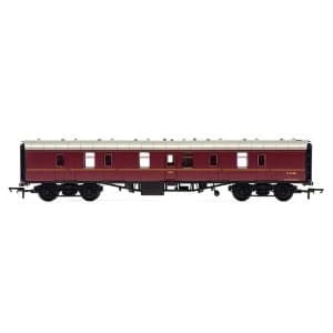 Hornby BR Mk.1 Parcels Coach Era 5 Model Train