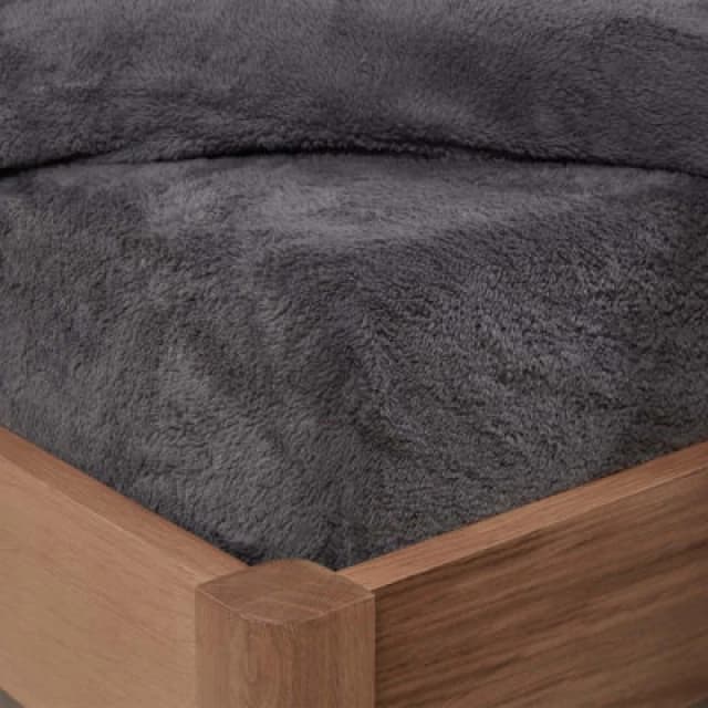 OHS OHS Teddy Fleece Thermal Fitted Bed Sheet in Charcoal Size: Single Fitted Charcoal Single Fitted Unisex 5027434125944
