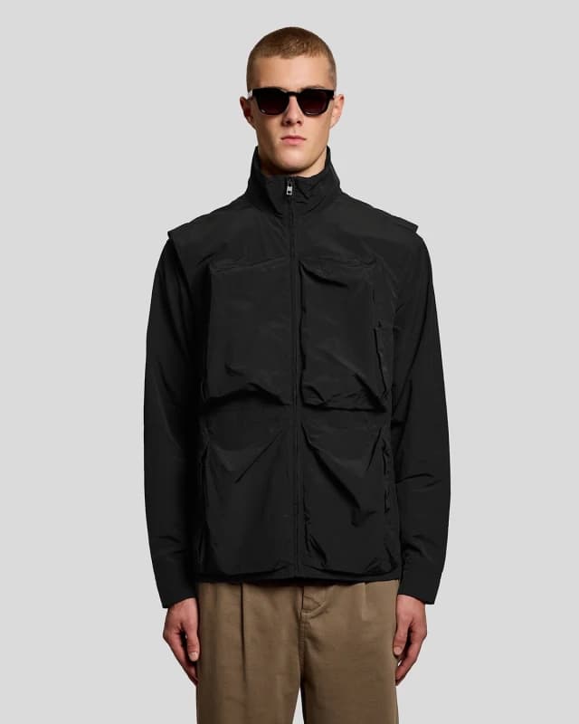 Lyle & Scott Mens Lightweight Ripstop Gilet in Black