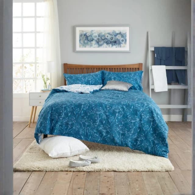Deyongs Cow Parsley Cotton Rich Duvet Cover Set - Printed 200 Thread Count Soft Bedding in Blue Size: Double Blue Unisex Double