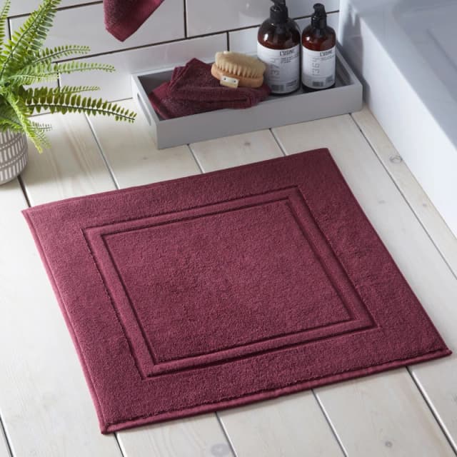 Drift Home 'Abode Eco' Soft Sustainable Heavyweight BCI Cotton Shower Mat Red
