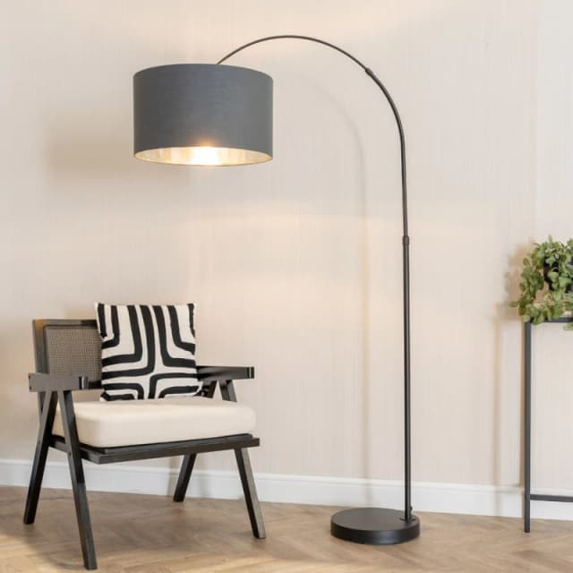 ValueLights ValueLights Louis Black Arched Floor Lamp with Fabric Drum with Chrome Inner Shade & Bulb in Charcoal Charcoal One Size Unisex 50594060612