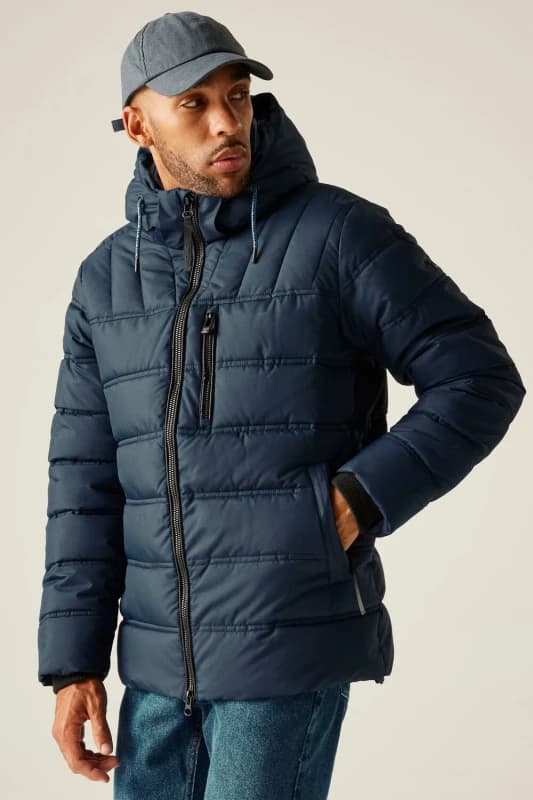 Regatta Regatta Men Leeshaw Insulating Hooded Baffled Jacket in Navy Size: large Navy L Male 5063516098706