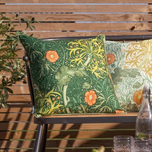 Morris & Co Morris & Co Seaweed Printed Piped Outdoor Cushion in Green Size: 50cm x 50cm Green 50cm x 50cm Unisex 5025532850775