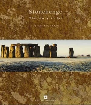Stonehenge by Julian Richards Hardback