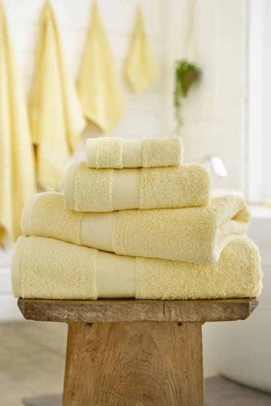 Deyongs Egyptian Embrace Towels - Egyptian Cotton Fluffy, Soft & Absorbent in Lemon Lemon Unisex