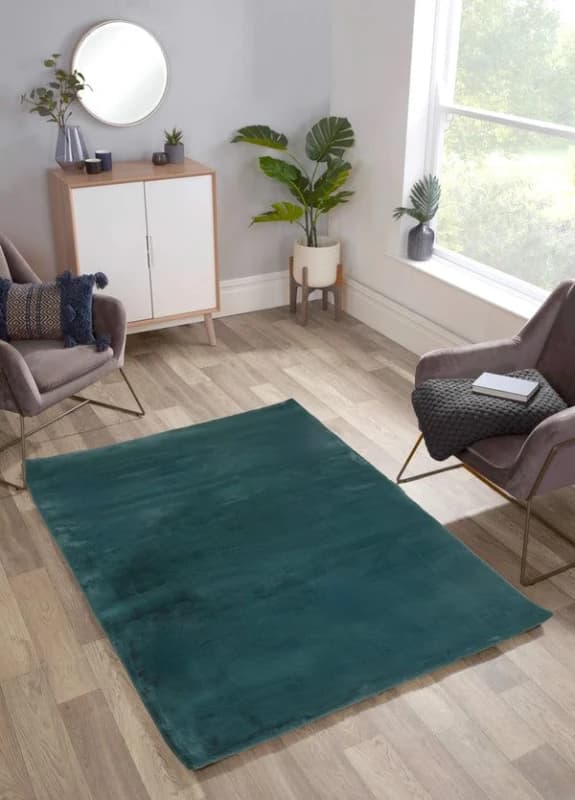 The Linen Consultancy The Linen Consultancy TLC 5 Star Hotel Concept Luxury Faux Fur Green Rug Size: 80cm x 150cm Green 80cm x 150cm Unisex 50555978
