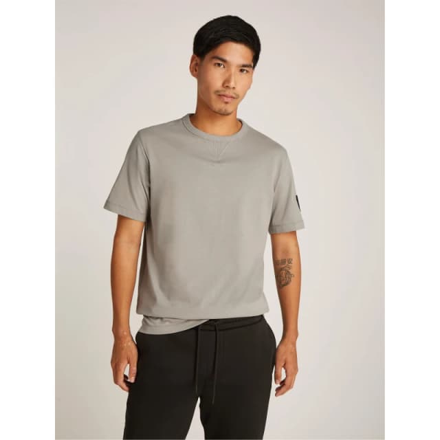 Calvin Klein Jeans Badge T-Shirt - Grey Grey S