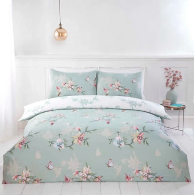 Rapport Home Hummingbird Microfibre Floral Duvet Cover Set With Pillowcase in Green Size: Double Green Unisex Double