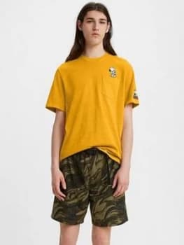 Levis Football Snoopy Pocket Logo T-Shirt - Yellow Size M Men