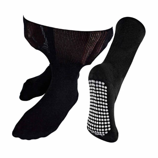 Dr.Socks Dr.Socks Men 1 Pack Extra Wide Bamboo Oedema Socks with Grips in Black Size: 4-7 Black 4-7 Male 5060910922330