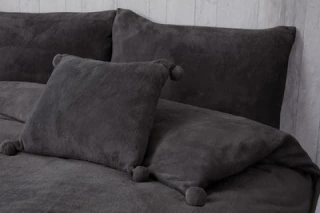 Rapport Home Pom Pom Fleece Duvet Cover Set with Pillowcase in Charcoal Size: Single Charcoal Unisex Single