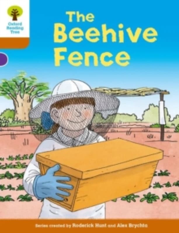 The Beehive Fence. Paperback. By Roderick Hunt Books