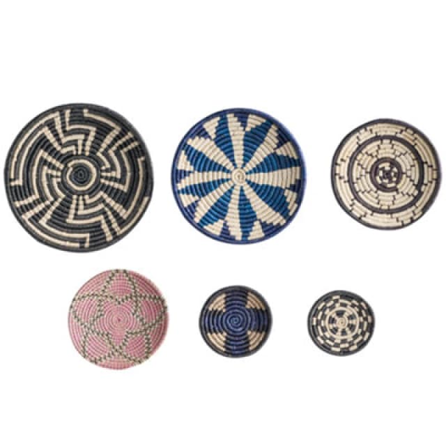 Beliani Set Of Hanging Decorations Hoabinh Seagrass 3/4/5/5/6/7cm Multicolour