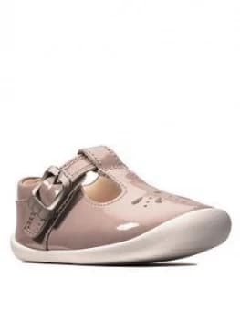 Clarks Girls Roamer Star Pre Walker Shoe, Pink, Size 2 Younger