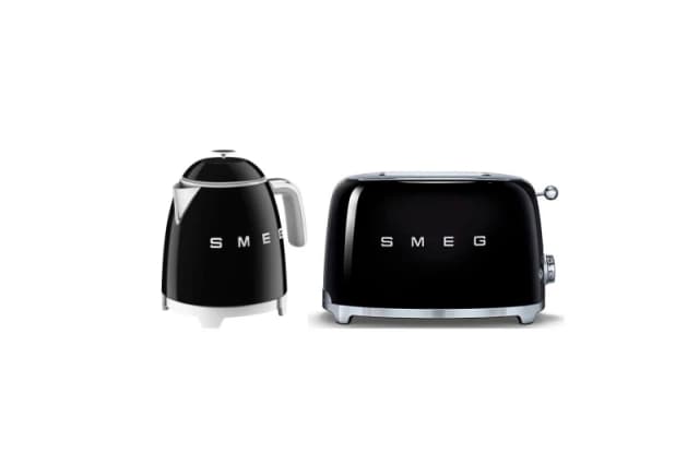 Smeg Smeg 0.8L Kettle & 2 Slice Toaster Twin Pack in Black One Size Unisex 5056462384429