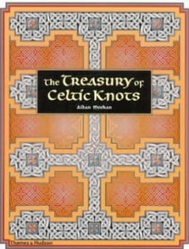 The Treasury of Celtic Knots by Aidan Meehan Paperback