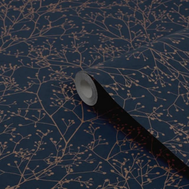 Clarissa Hulse Clarissa Hulse Gypsophila Floral Wallpaper in Navy Navy One Size Unisex 5011583555394