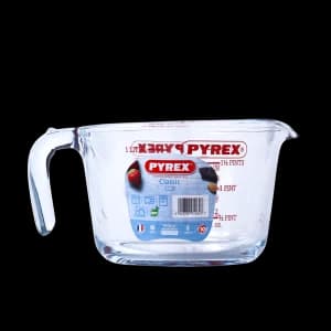 Pyrex Classic Measuring Jug 1.0L