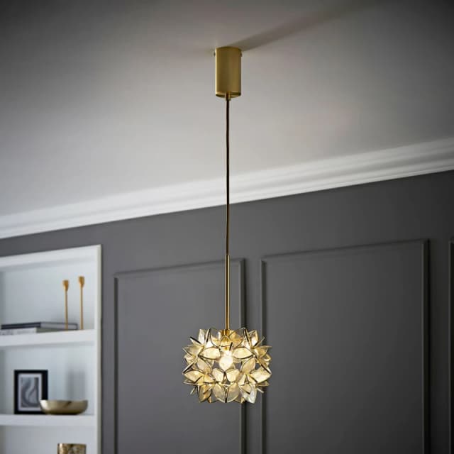 ValueLights Reine Glass Flower Shade Brushed Gold Thread Ceiling Pendant Light in Clear Clear Unisex