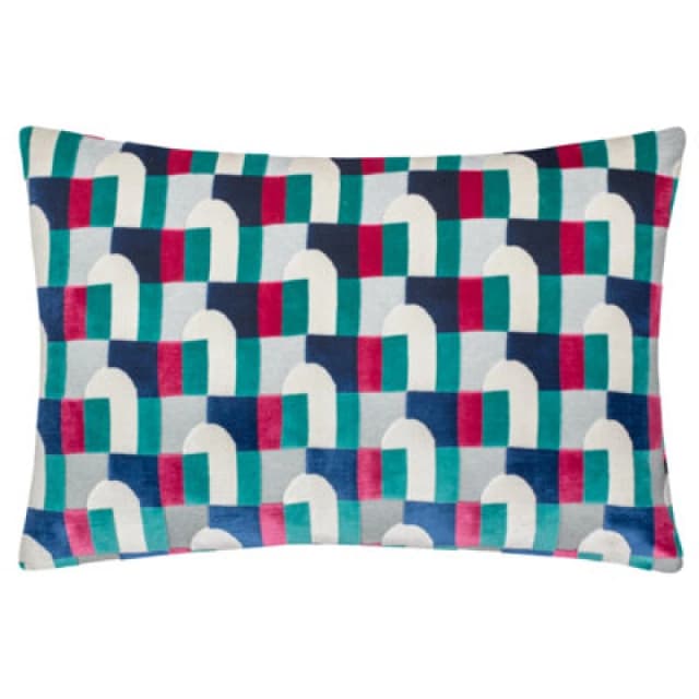 Paoletti Keela Rectangle Cushion Magenta
