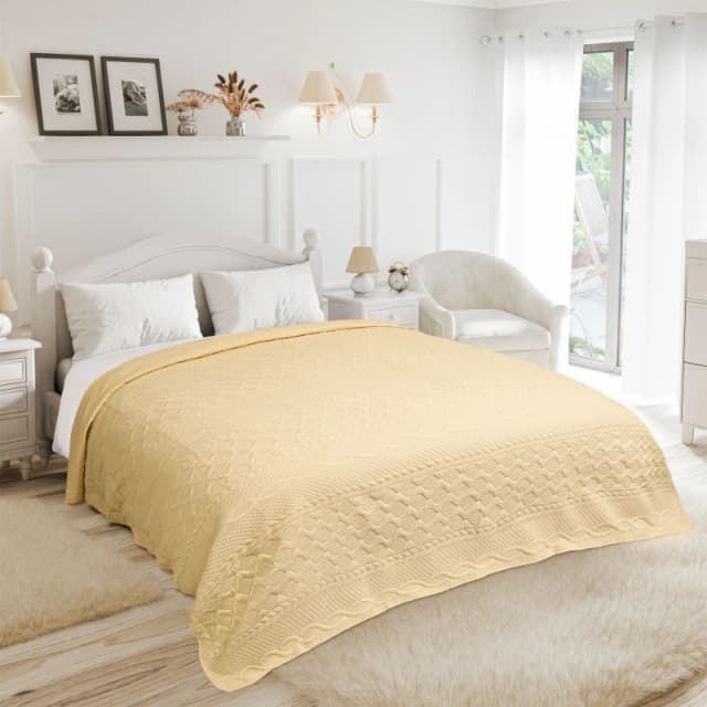 Emma Barclay Bedspread Quilted Aran Cream unisex Double