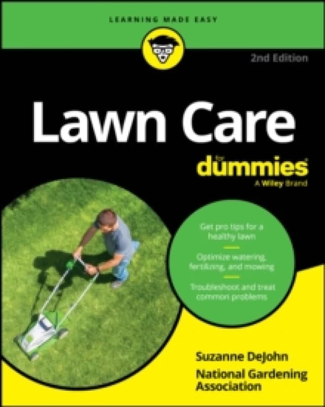 Lawn Care For Dummies Paperback / softback