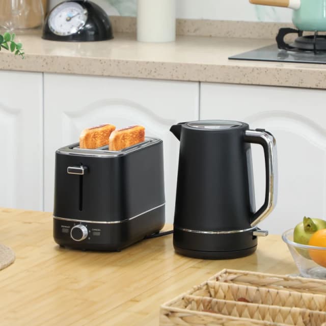 HOMCOM 1.7L 3000W Fast Boil Electric Kettle and 2 Slice Toaster Set Black