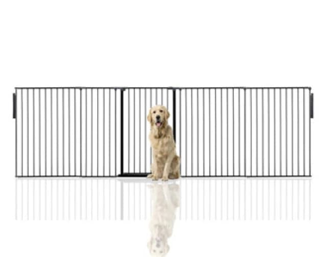 Bettacare Premium Extra Tall Multi Panel Flexible Dog Barrier, Up To 344Cm Wide, Black, 105Cm Tall
