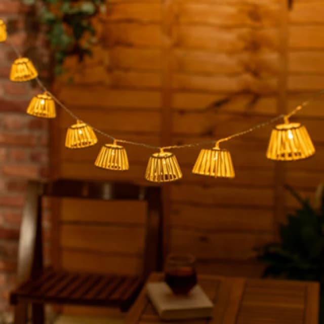 ValueLights ValueLights White Rope Wicker Basket 10 x Battery Operated Outdoor Garden String Lights White One Size Unisex 5016529271055