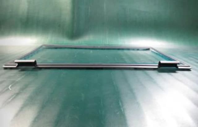 DELL 15.6" LCD rim ezel for