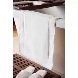 Belledorm Hotel Madison Bath Mat - White