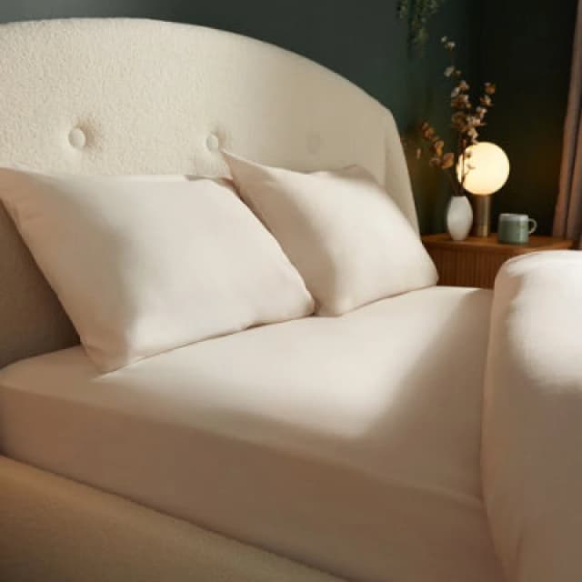 Silentnight Brushed Cotton Fitted Sheet - Natural
