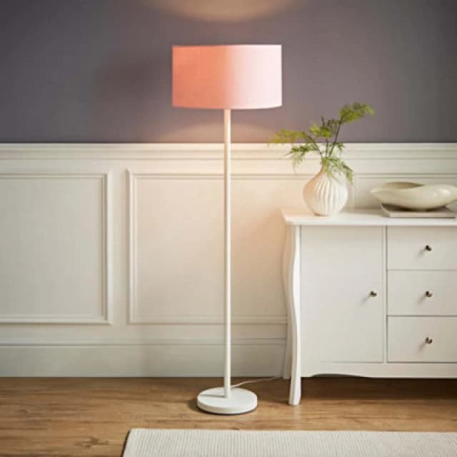 ValueLights Charlie White Metal Single Stem Floor Lamp with Fabric Drum Lamp Shade Dusty Pink