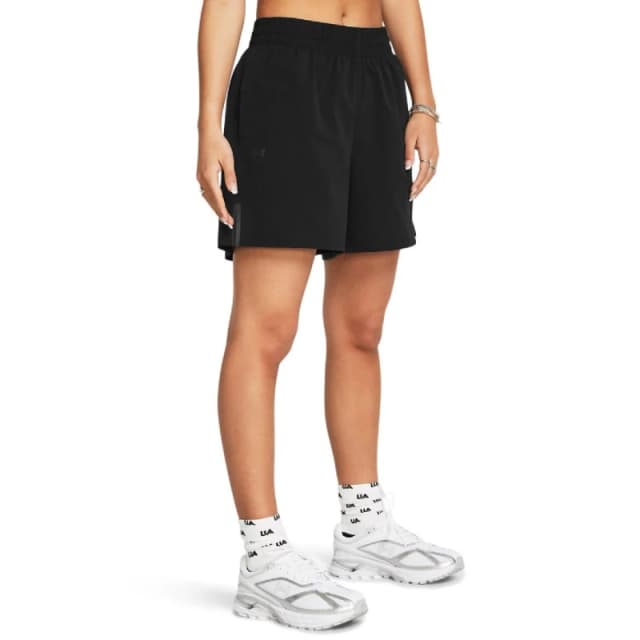 Under Armour Unstoppable Vent Shorts Black female 0-2