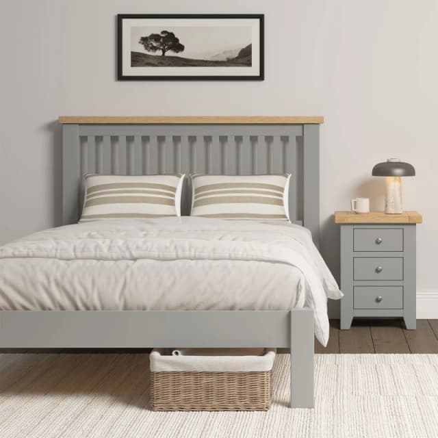Seconique Windsor 4'6" Double Bed Frame Pebble Grey With Oak Trim Part Assembled
