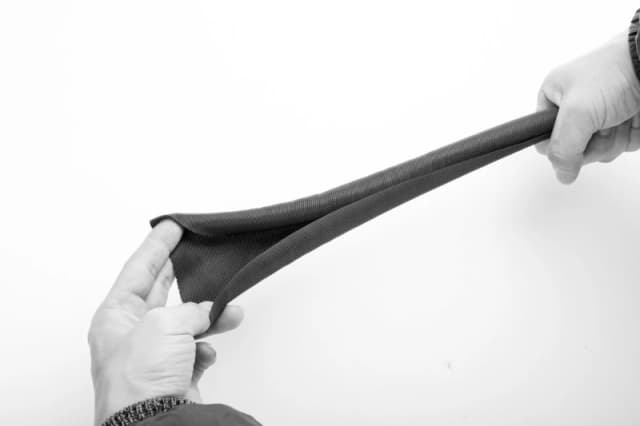 Vivolink VLSC3825000B cable organizer Cable sock Black