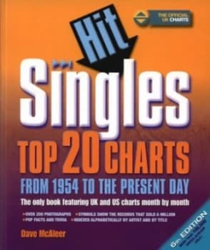 Hit Singles by Dave Mcaleer Paperback
